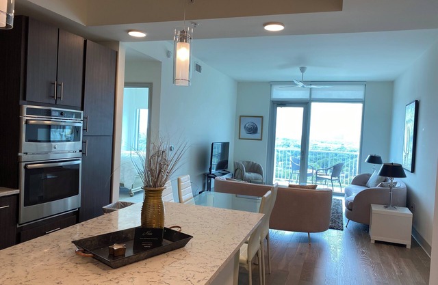 1-bedroom apartment in enjoyable Houston with close proximity to MD Anderson