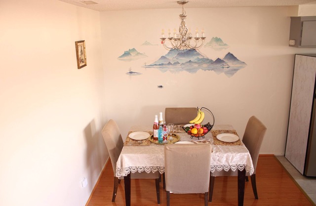 1-bedroom apartment with WiFi, AC /pet family friendly / private parking
