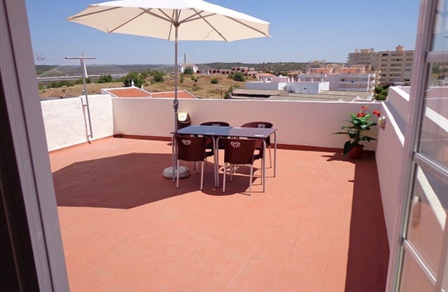 1-Zimmer-Wohnung mit Terrasse, Klimaanlage und Wi-Fi