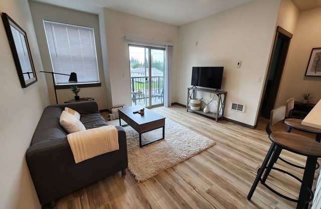 1-bedroom Apt. 304 w/ free parking - New Building