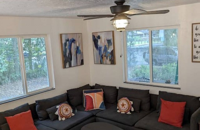 1-Bedroom Cozy Casa in the heart of Gainesville