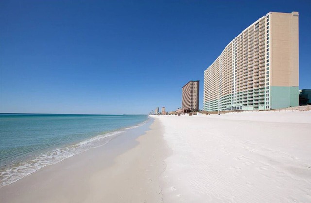 1 Bedroom Lower Level on Panama City Beach!!
