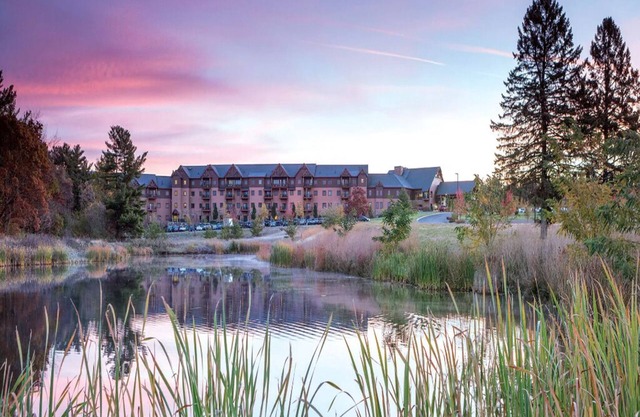 1 Bedroom Deluxe, Wisconsin Dells Glacier Canyon Lodge!!!