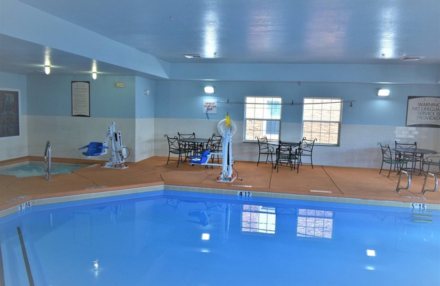 1 Bedroom | Indoor Pool + Hot Tub Access