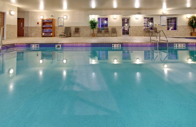 1 Bedroom | Indoor Pool + Hot Tub, Free Breakfast