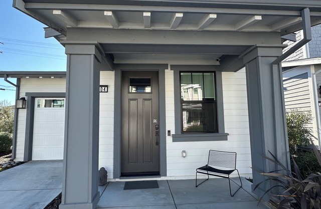1 Bedroom Modern Craftsman-Style ADU