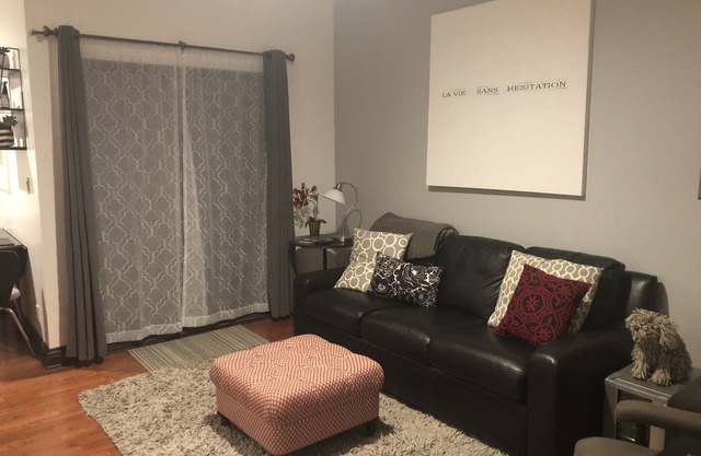 1 Schlafzimmer Nob Hill Mini Ritz! Neu renoviert, Schritte zum Union Square!