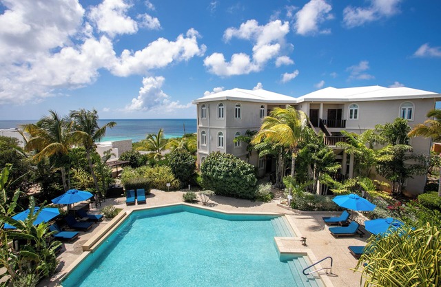 1 Bedroom Ocean View Condo on Shoal Bay!