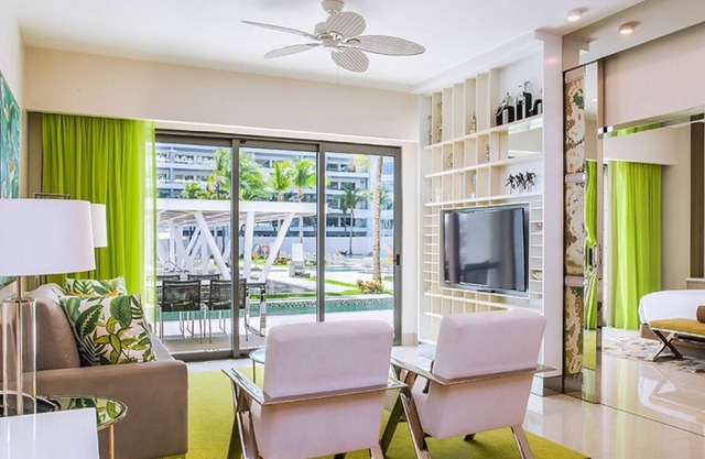 1 Bedroom Swim Up - Garza Blanca Resort & Spa Cancun