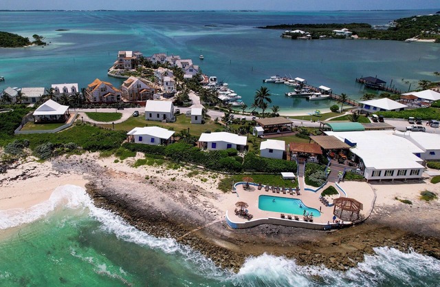 1 Bedroom Villa - Sunset Point, Abaco - Incognito Villa # 10