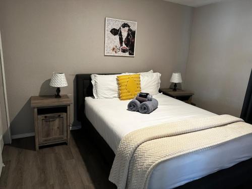 1 Bedroom Wbalcony Near Unm, Nob Hill Downtown