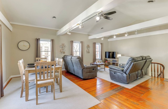 1 Block to Dtwn Seneca Falls: Apartment w/ Yard!