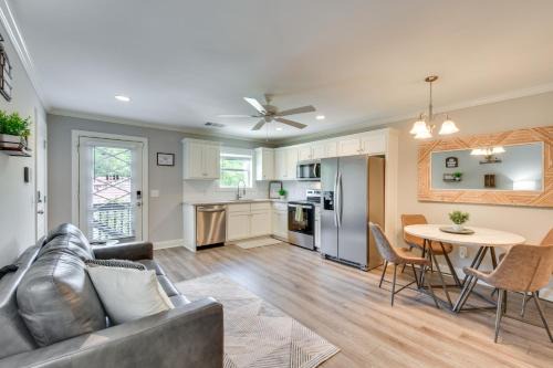 1 Block to Main St and River Downtown Helen Condo