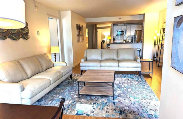1 Block zum Pike Place Market ~ Hallenbad & Spa ~ Harbor Steps Downtown