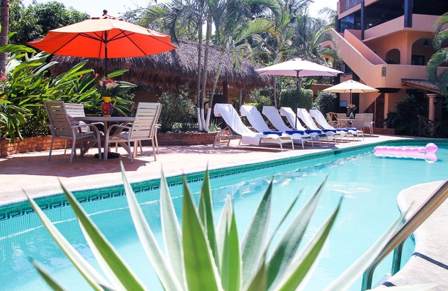 1 Schlafzimmer Wohnung, Terrasse, Pool, 1 Minute zum Strand