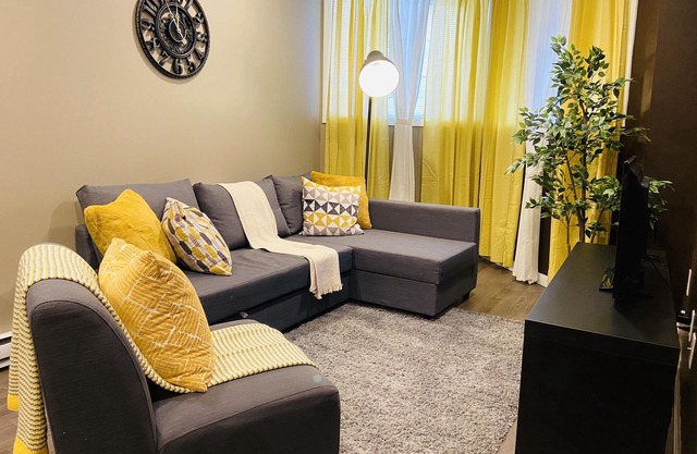 1 BR I Cozy I Osbourne Village
