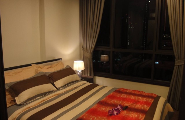 1 BR Luxuswohnung in der Linie Sukhumvit 71