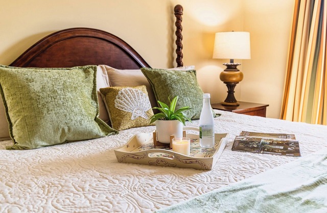 1-BR with Pool & Lagoon views- sleeper sofa- long term stays ok- balcony