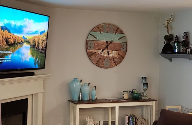 1 großes Bett, 1 Badezimmer