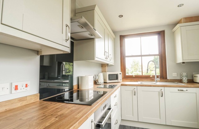 1 Leesrigg Cottages