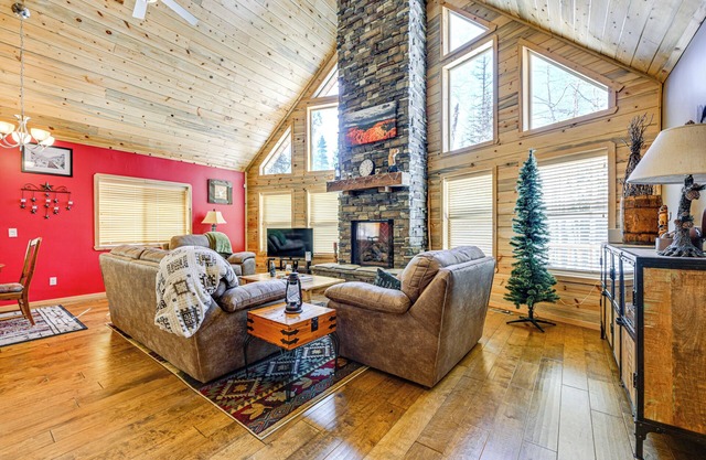 < 1 Mi to Brian Head Resort: Spacious Cabin!