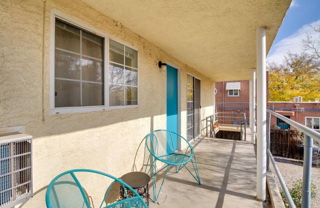 < 1 Mi to Downtown: Cozy Albuquerque Apartment