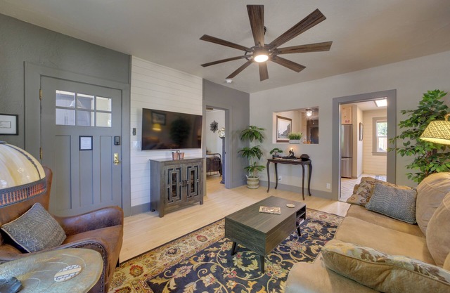 < 1 Mi to Dtwn: Home w/ Deck in Clarkdale!