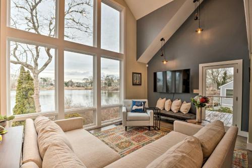 1 Mi to Ferry and Beach Waterfront Hyannis Home!