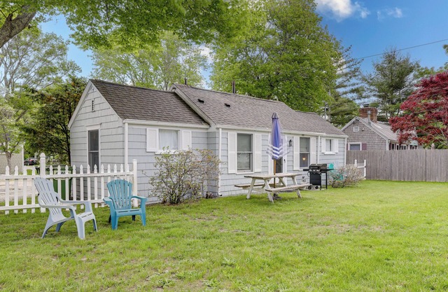 NEU! "Sea Street Cottage" - 1 Meile zu den Fähren!
