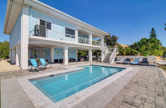 < 1 Mi to Pennekamp State Park: Luxe Home w/ Dock!