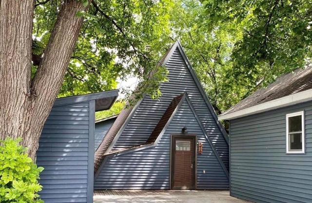 1 of a Kind Featured Fargo Home-4mindrive2Downtown