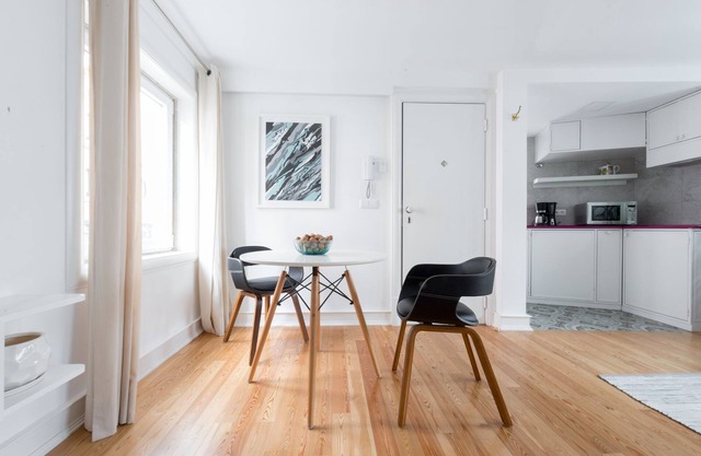 Ulysses: Neue Wohnung, zentral in Alfama und sehr schön.
