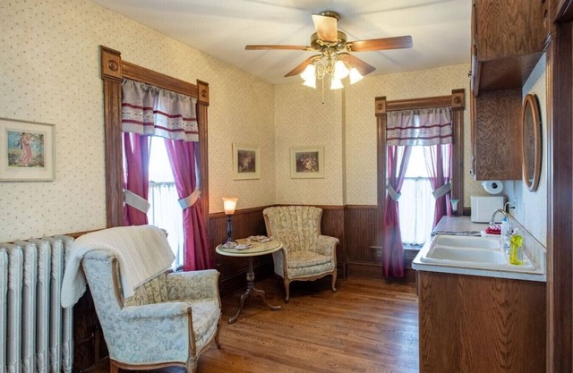 #10 GH · #10 Grant House- Russell H Grant's Suite
