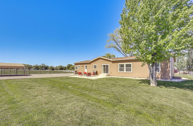 10 Mi to Aztec Ruins: Family Home w/ Large Yard!