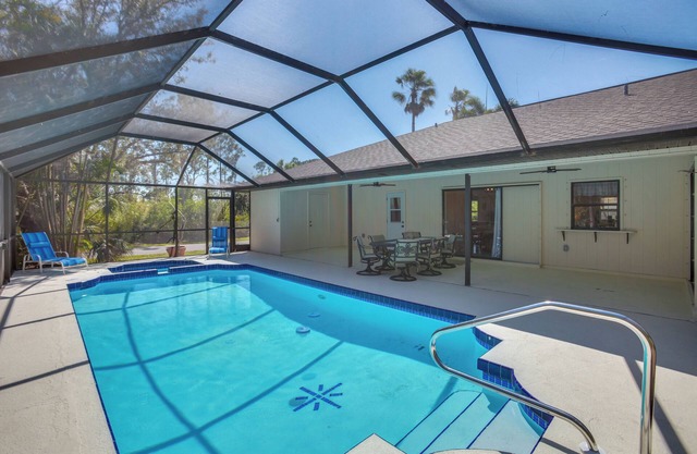 10 Mi to Beaches: Port Charlotte Paradise