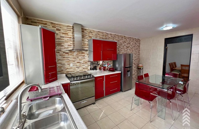 10 minutes to Oaxaca City / private house with 4 bedrooms