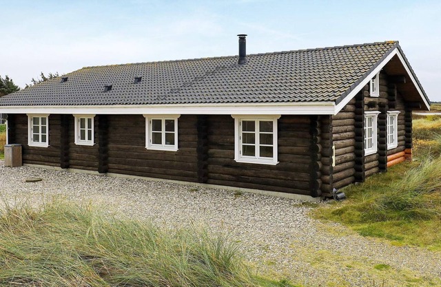 10 person holiday home in Frøstrup