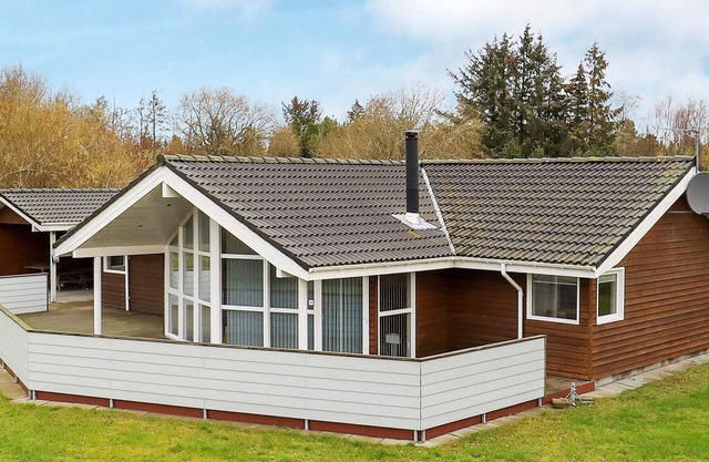 Gemütliches Ferienhaus in Jütland mit Strand in der Nähe