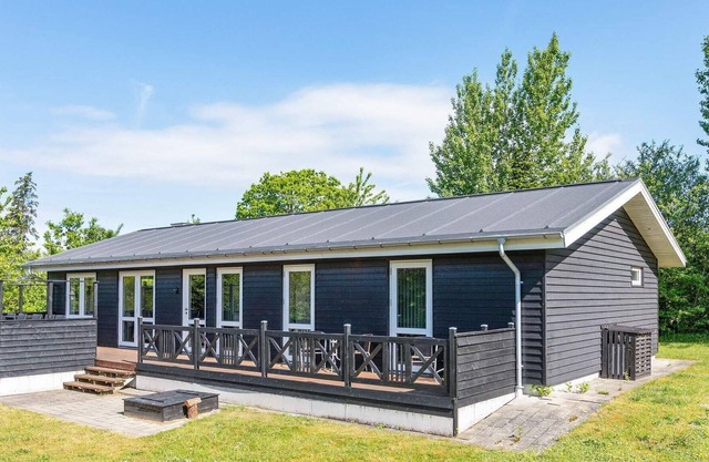 10 person holiday home in Løgstør