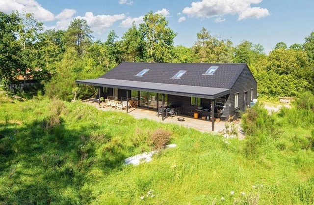 10 person holiday home in Ebeltoft-By Traum