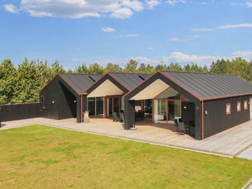 10 person holiday home in Jerup-By Traum
