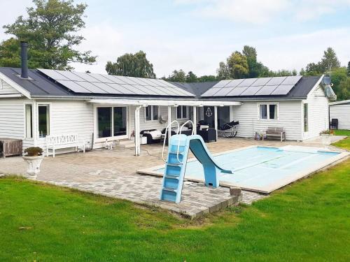 10-Person Home in Rødvig Stevns