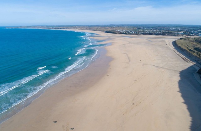 10 The Manor, Porthkidney Sands