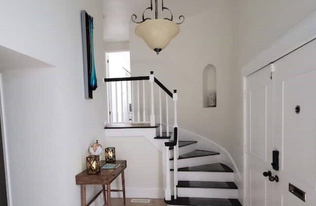 100% Recently Remodeled Townhome