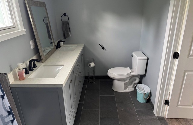100% Renovated on 12 Acres and 100 Chickens, 15 Minutes to Saratoga and SPAC