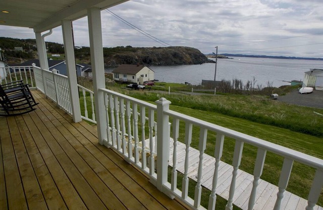 100 Jahre alte Saltbox Stil Newfoundland Startseite Mit Spectactular Meerblick