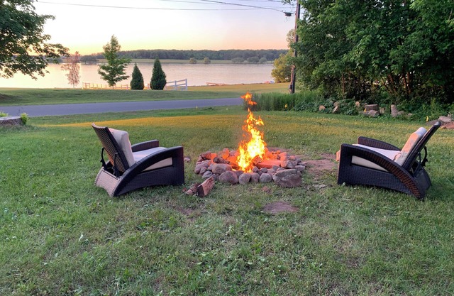 1000 Islands getaway 3-bed 2 bath in tranquil Waddington. Enjoy a relaxing stay