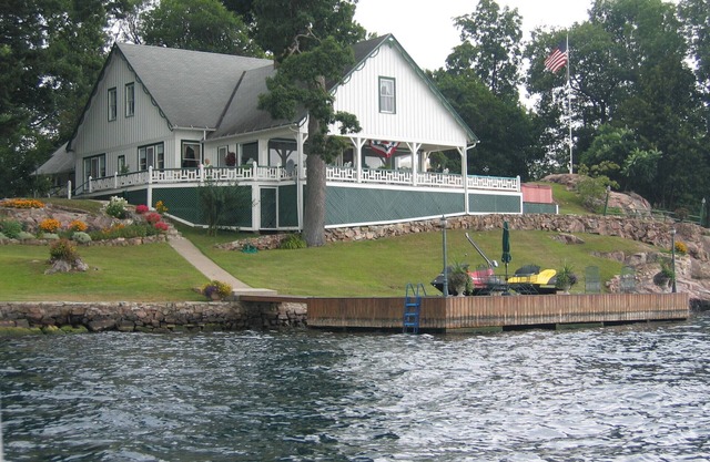 1000 Islands Great Camp Island Retreat für die Mietsaison 2019 verfügbar