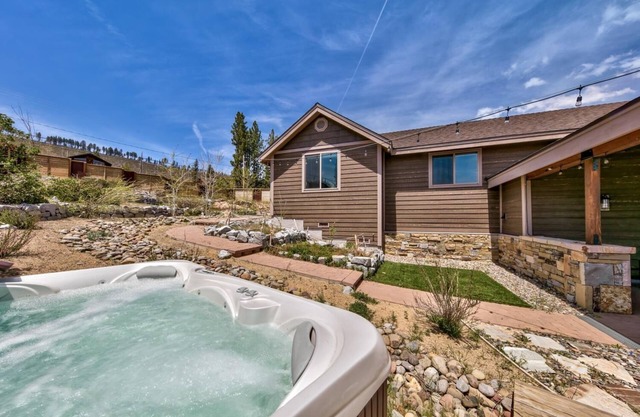 1008C Mountain View - Come Play in the Mountains-escape the heat! Discounts
