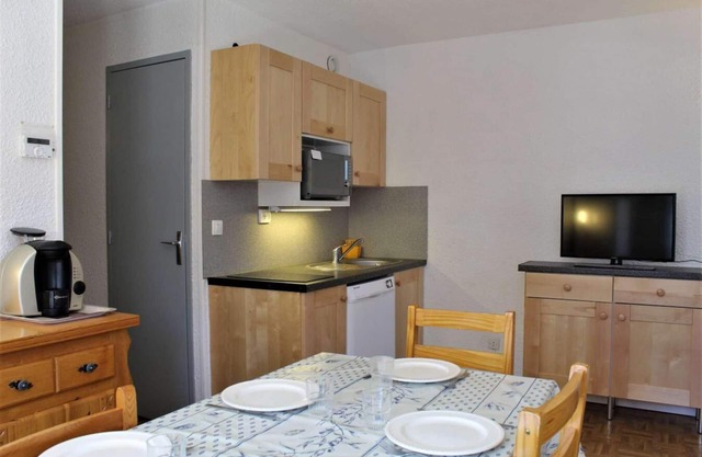 Bis 100m skipiste, 2te Etage, balkon, fernseher, schließfach für die skier, 34m², Risoul
